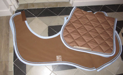 Couvre-reins polaire RG Italy - Camel bord ciel